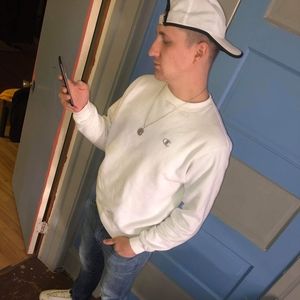 Meet your Posher, Henry